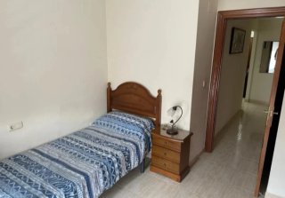 Se alquila piso
