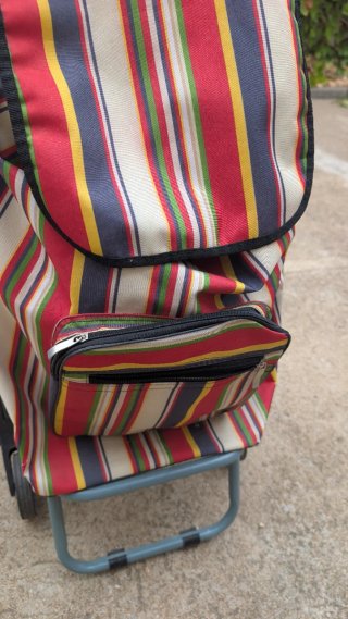 Carrito de la compra con silla