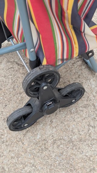 Carrito de la compra con silla