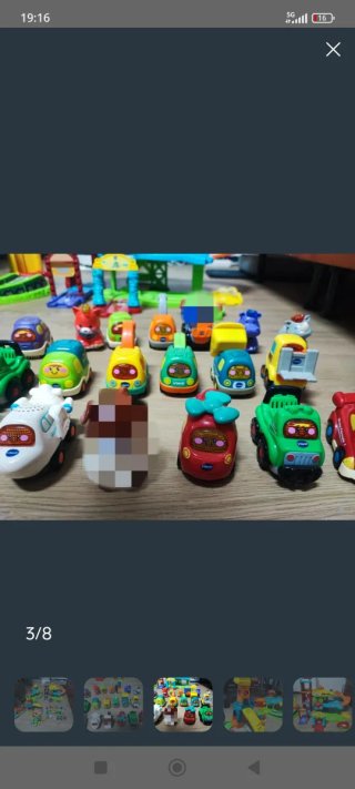 Lote de coches y pistas de juguete