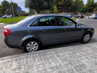 Audi A4 1.9 TDI 130 CV, único propietario