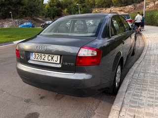 Audi A4 1.9 TDI 130 CV, único propietario