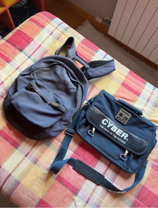 Mochila y bandolera CYBER azul