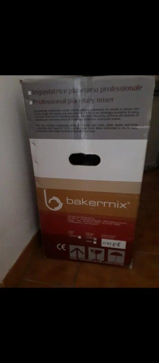 Amasadora  Bakermix Mix80 7.6L