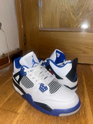 Jordan 4 Motorsport Blu e Bianco