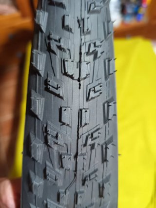 Neumático Michelin Country Grip 26x2.10