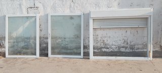 Ventana aluminio con persiana
