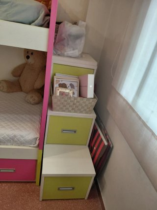 Litera con escaleras y cajones
