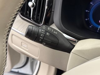 Volvo XC60 2.0 B4 D AWD ULTIMATE DARK AUTO
