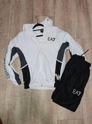 Conjunto EA7 Emporio Armani Blanco y Neg