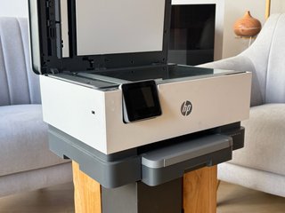 Impresora HP Multifunción Gris y Blanca