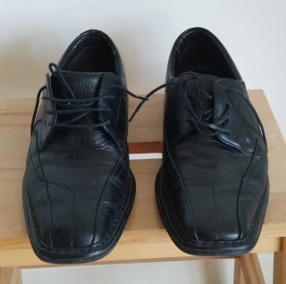 Scarpe eleganti nere da uomo