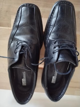 Scarpe eleganti nere da uomo