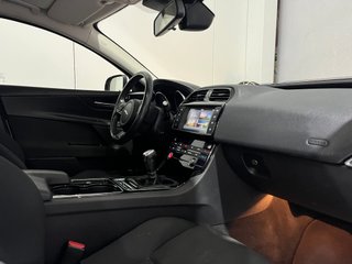 Jaguar XE 2016