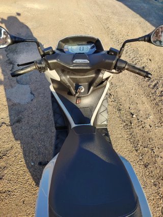 Kymco Sky Town 125cc Scooter