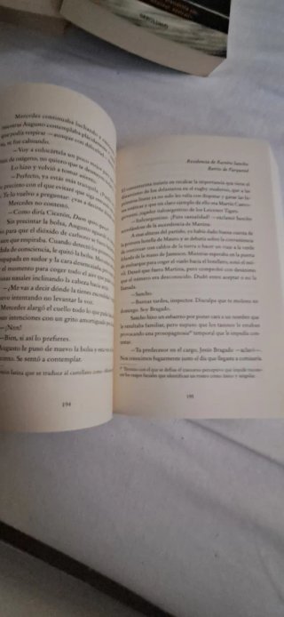 Lote 4 libros Thriller. Memento Mori, La lista,...