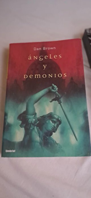 Lote 4 libros Thriller. Memento Mori, La lista,...