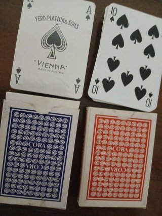 2 Mazzi Carte da Gioco Ferd Piatnik Plastificate