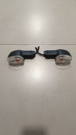 Portamatriculas e intermitentes Yamaha MT-07