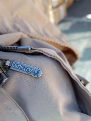 Gabardina Burberry's Unisex Beige