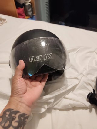 2 Cascos Moto Talla M uno más usado
