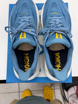 Hoka Clifton 10 Talla 42.2/3 Azul/Amarillo