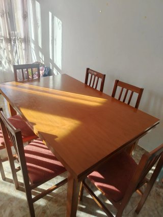 Mesa de comedor ampliable madera y tela