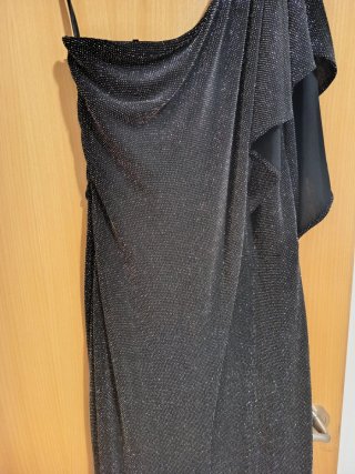 Mono Fiesta Negro Asimétrico Brillo Talla 40