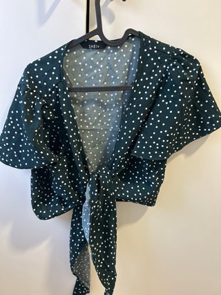 Blusa SHEIN lunares verde talla XS