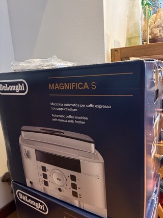 Macchina da caffè Delonghi Magnifica S