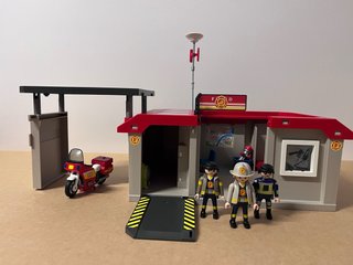 Parque Bomberos Playmobil con Moto