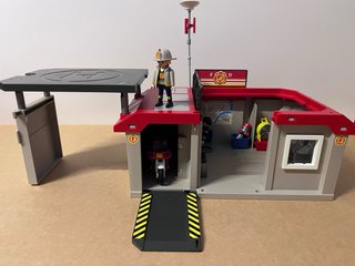 Parque Bomberos Playmobil con Moto