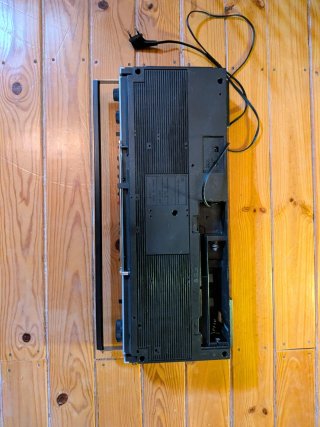 Radio Cassette Sanyo M W200K vintage