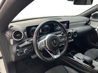 Mercedes-Benz Clase CLA200d AMG
