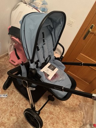 Passeggino per neonati blu