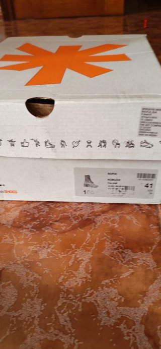 Botines marrones/grises con cordones