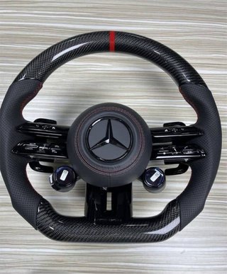 Volante Mercedes AMG Carbono