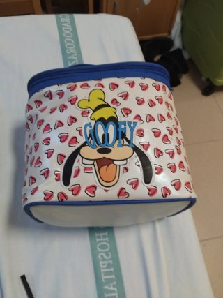 Neceser de viaje con corazones