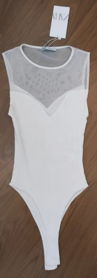 Body Zara blanco con transparencias