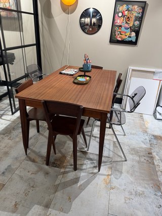 Mesa comedor vintage MidCentury, 4 sillas, 1 banco