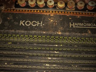 Acordeón Antigua KOCH Harmonica