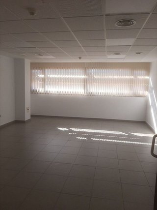Oficina en alquiler en Huerta Rosales - Valdepasillas en Badajoz