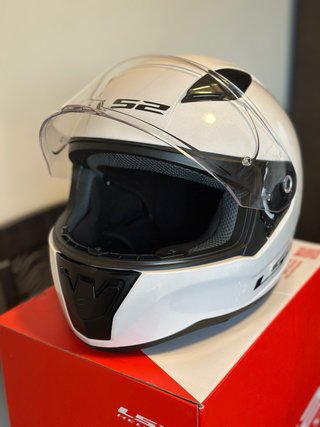 Casco de moto XXl LS2 blanco en caja semi nuevo