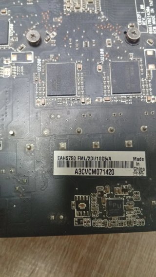 Tarjeta Gráfica ASUS 1GB
