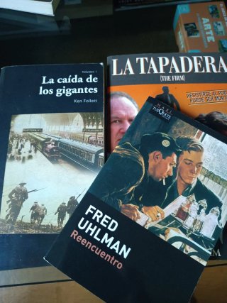 Lote libros: La caída de los Gigantes. La Tapadera