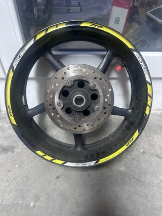 Llanta Yamaha R6R