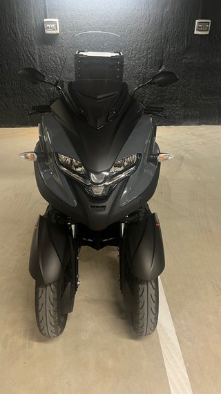 Yamaha Tricity 300 Gris