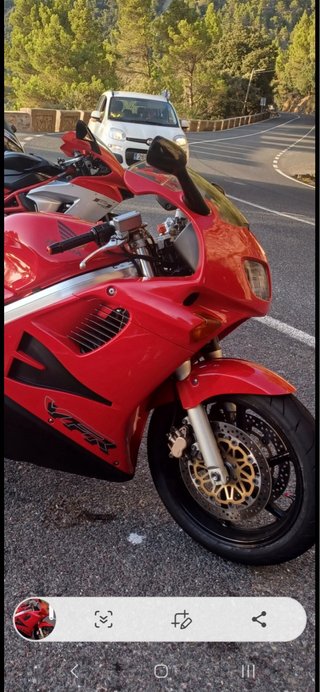 Honda VFR 750 F RC 36 2gen