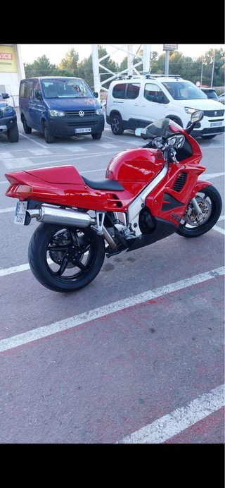 Honda VFR 750 F RC 36 2gen