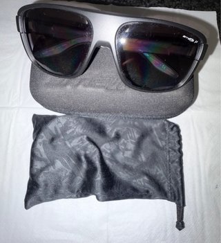 Gafas de sol Arnette negras